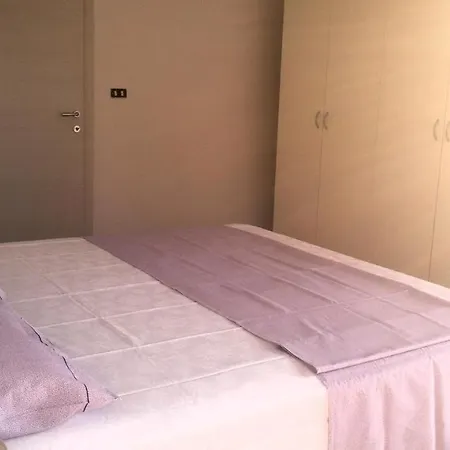 住宿加早餐酒店 Delfis